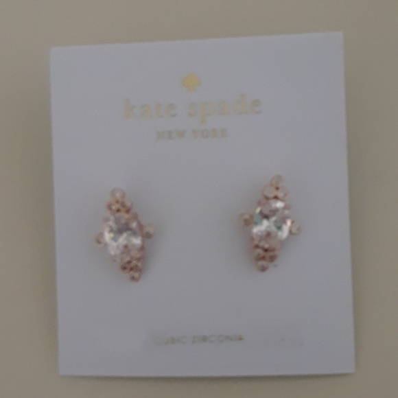 KATE SPADE 2 PAIRS OF EARRINGS SET NWT! - Picture 2 of 4